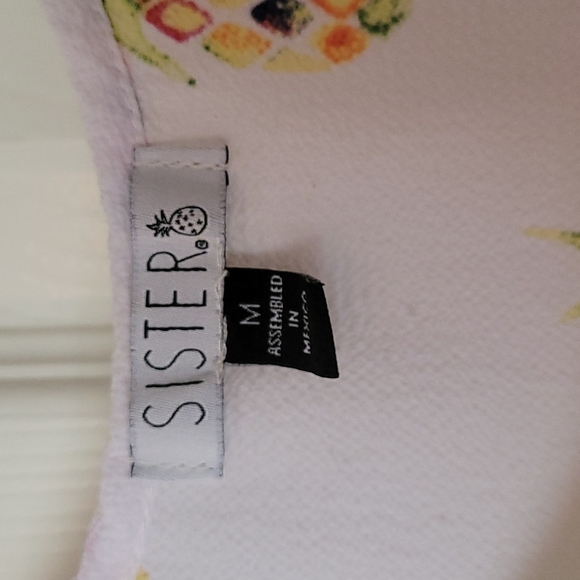 Swimsuit Coverup Pineapple Design Medium - Picture 5 of 5